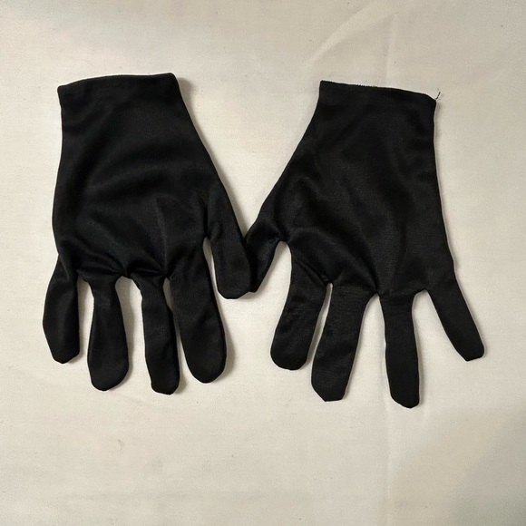 Halloween Black Hooded Cape And Gloves Set Vampires Dracula Ghouls 49” Adult - Picture 2 of 11